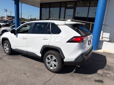 2021 Toyota RAV4 LE