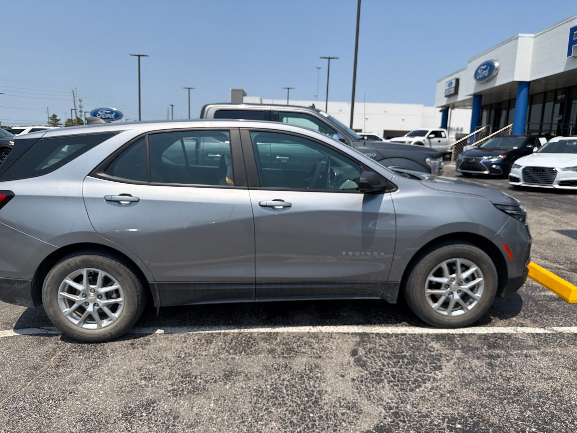 2024 Chevrolet Equinox LS