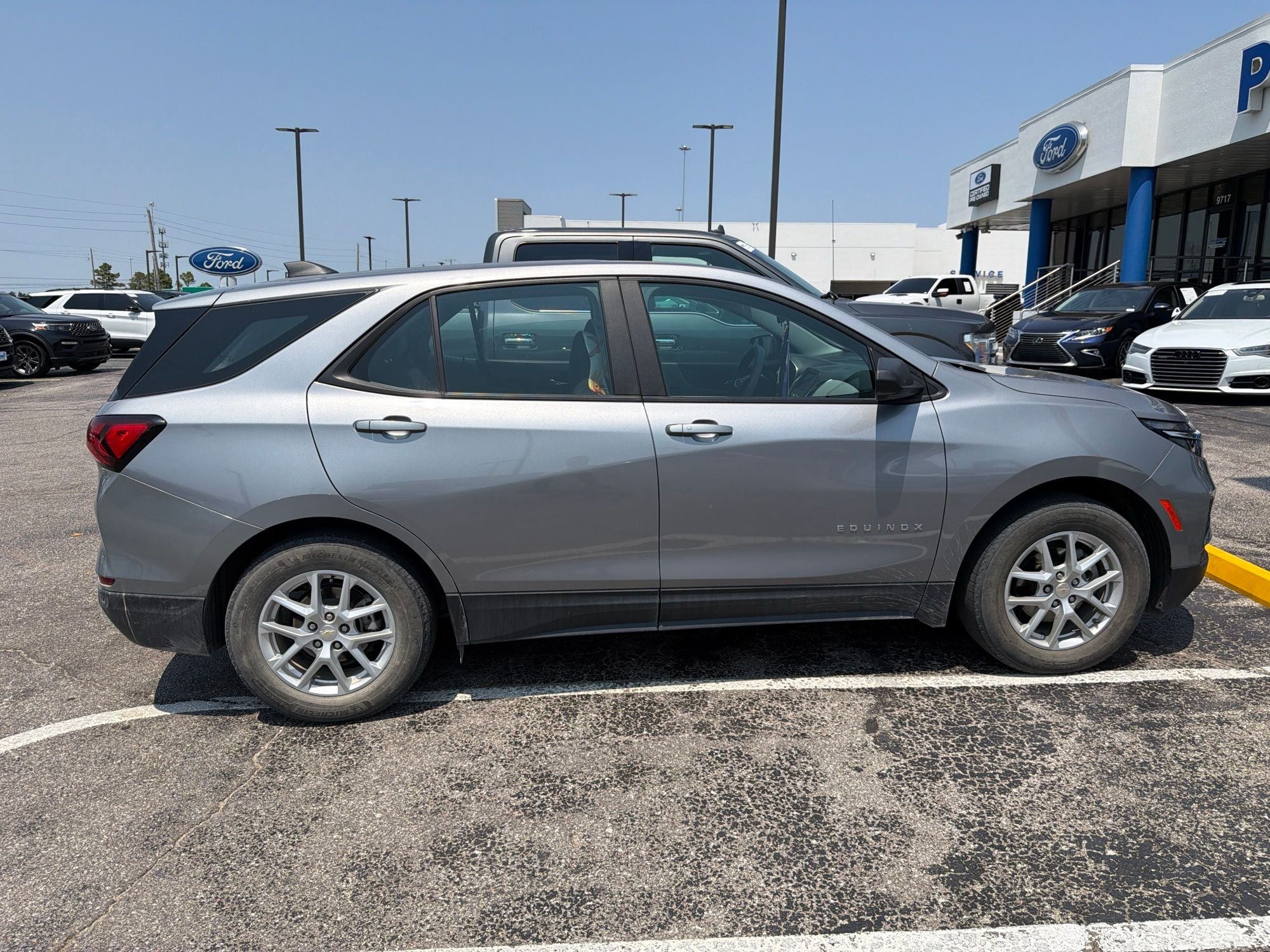 2024 Chevrolet Equinox LS