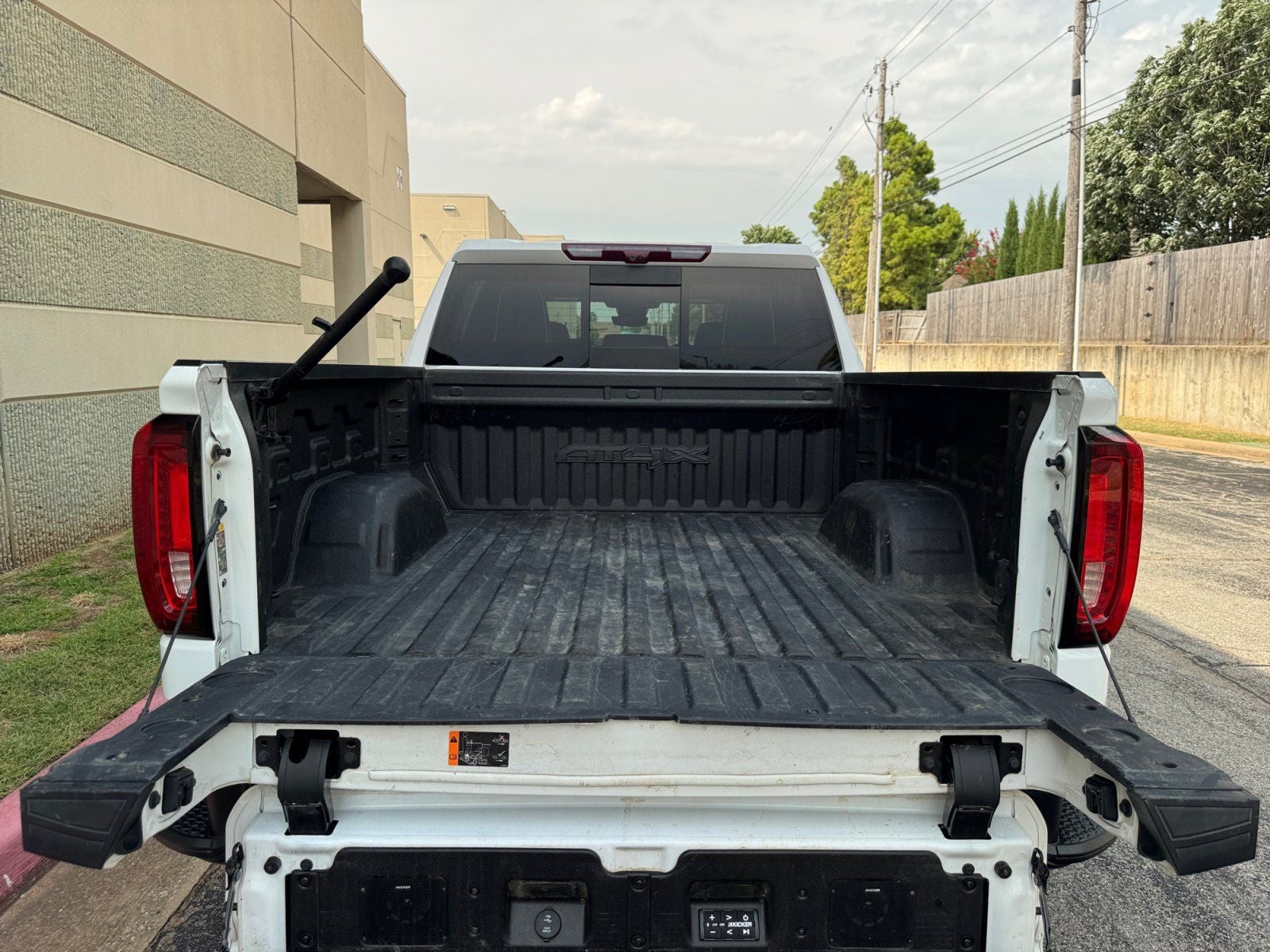 2024 GMC Sierra 1500 AT4X
