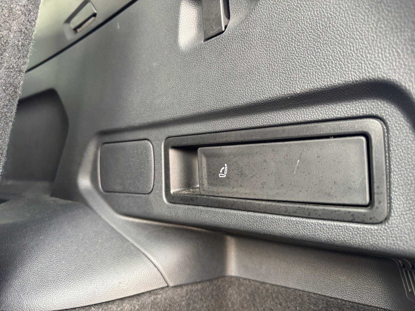 2020 Volkswagen Tiguan 2.0T SE R-Line Black 4Motion