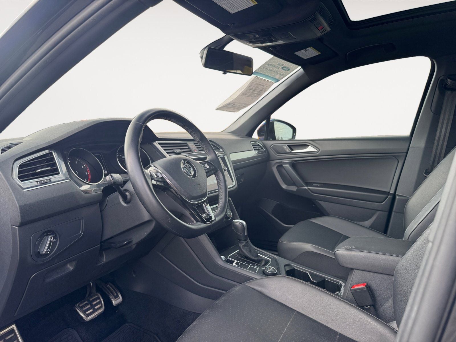 2020 Volkswagen Tiguan 2.0T SE R-Line Black 4Motion