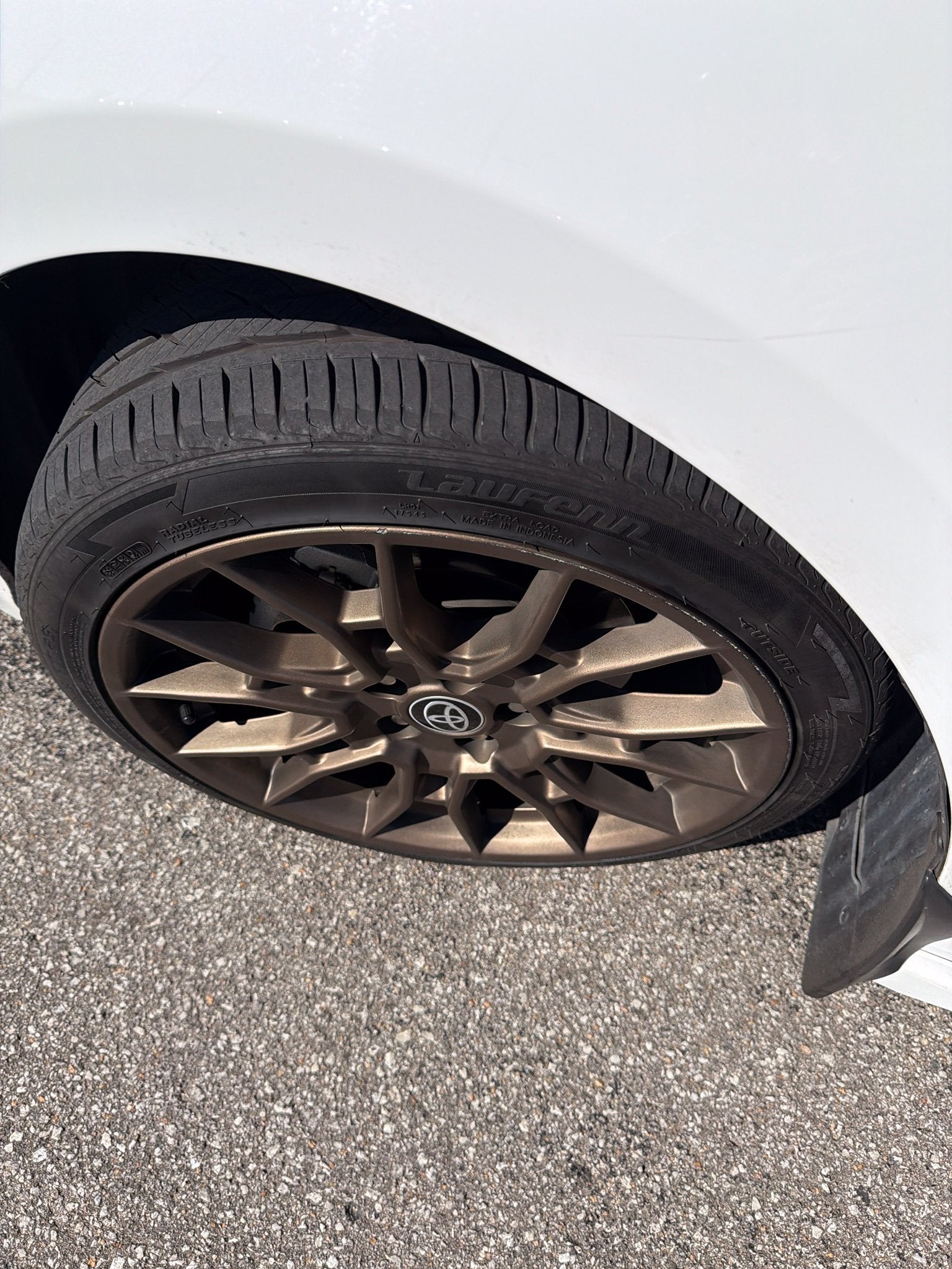 2023 Toyota Camry SE Nightshade