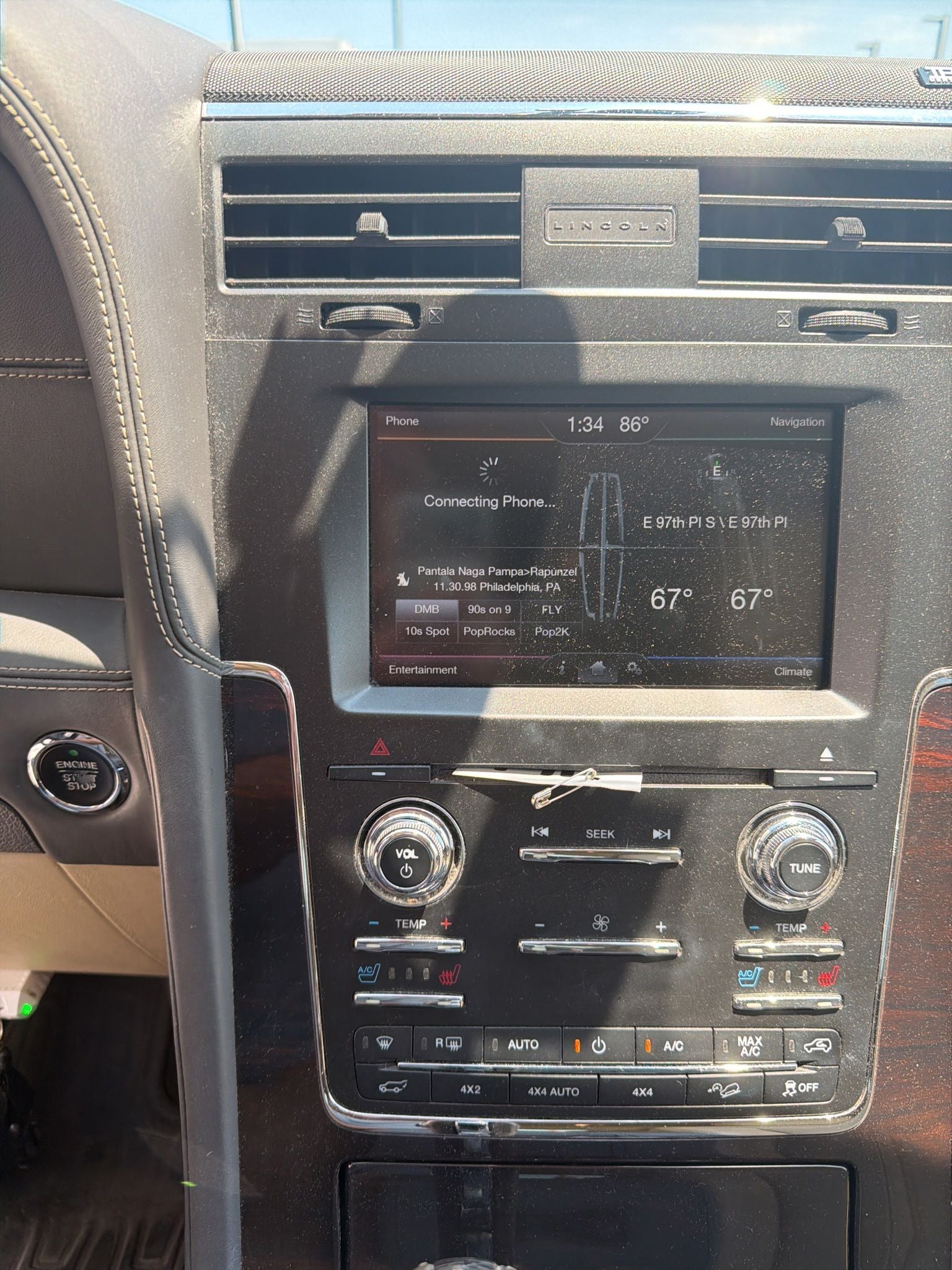 2015 Lincoln Navigator L Base