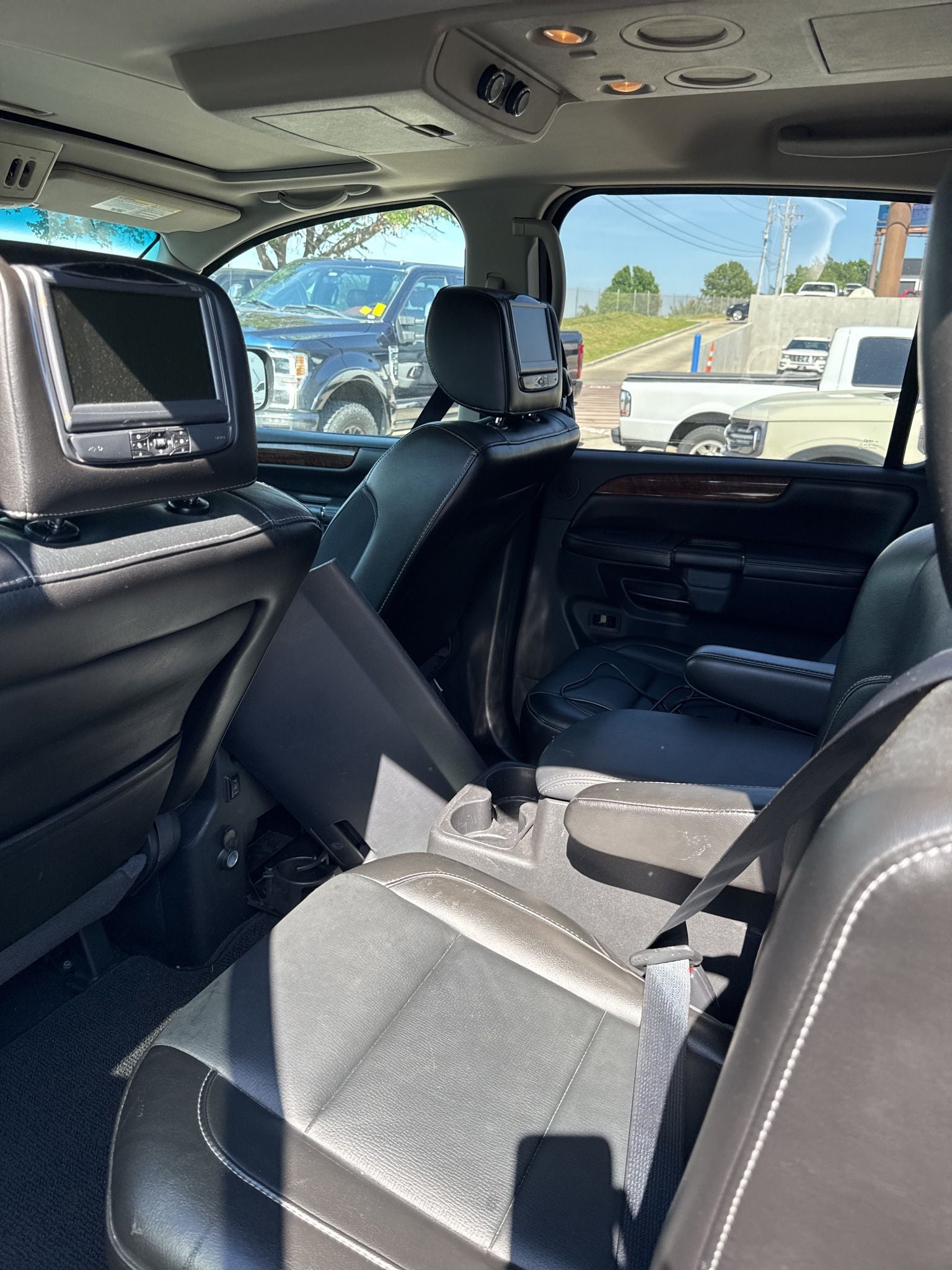 2014 Nissan Armada Platinum