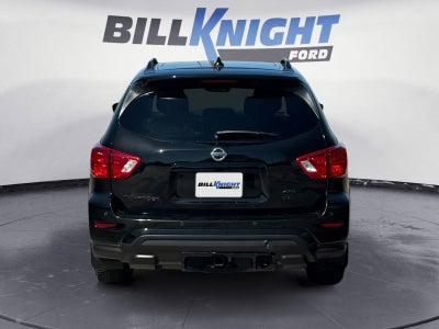 2020 Nissan Pathfinder SL