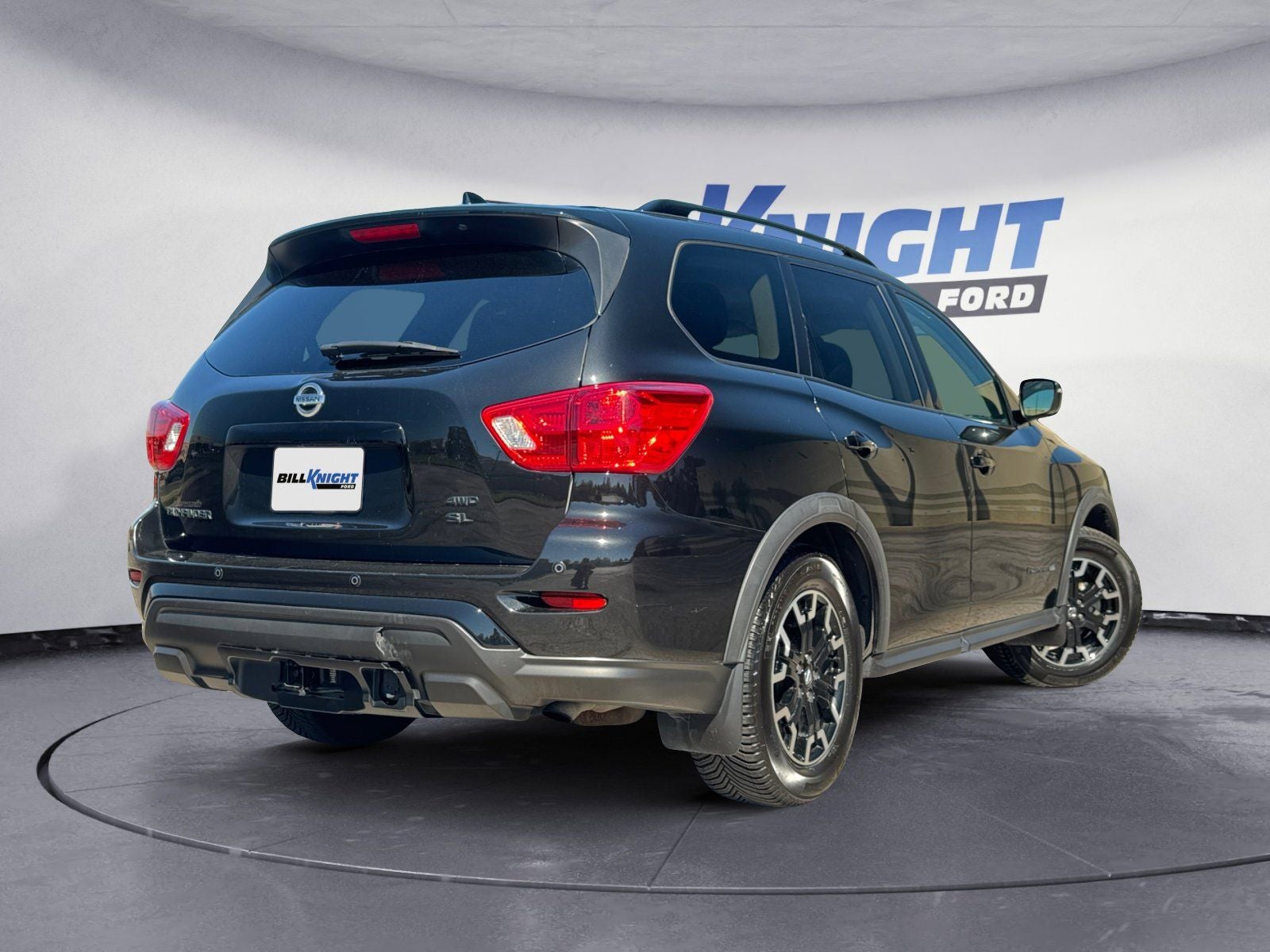 2020 Nissan Pathfinder SL