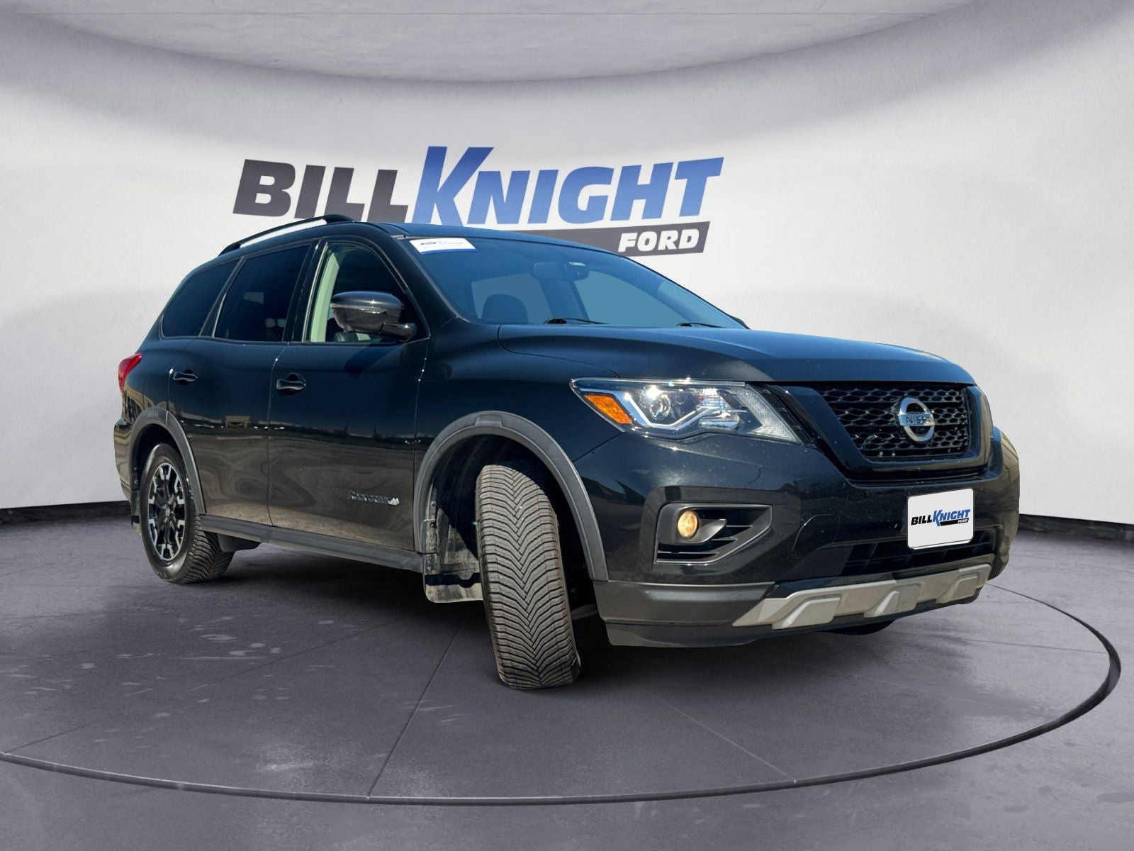 2020 Nissan Pathfinder SL