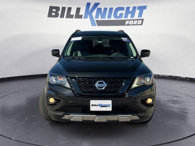 2020 Nissan Pathfinder SL