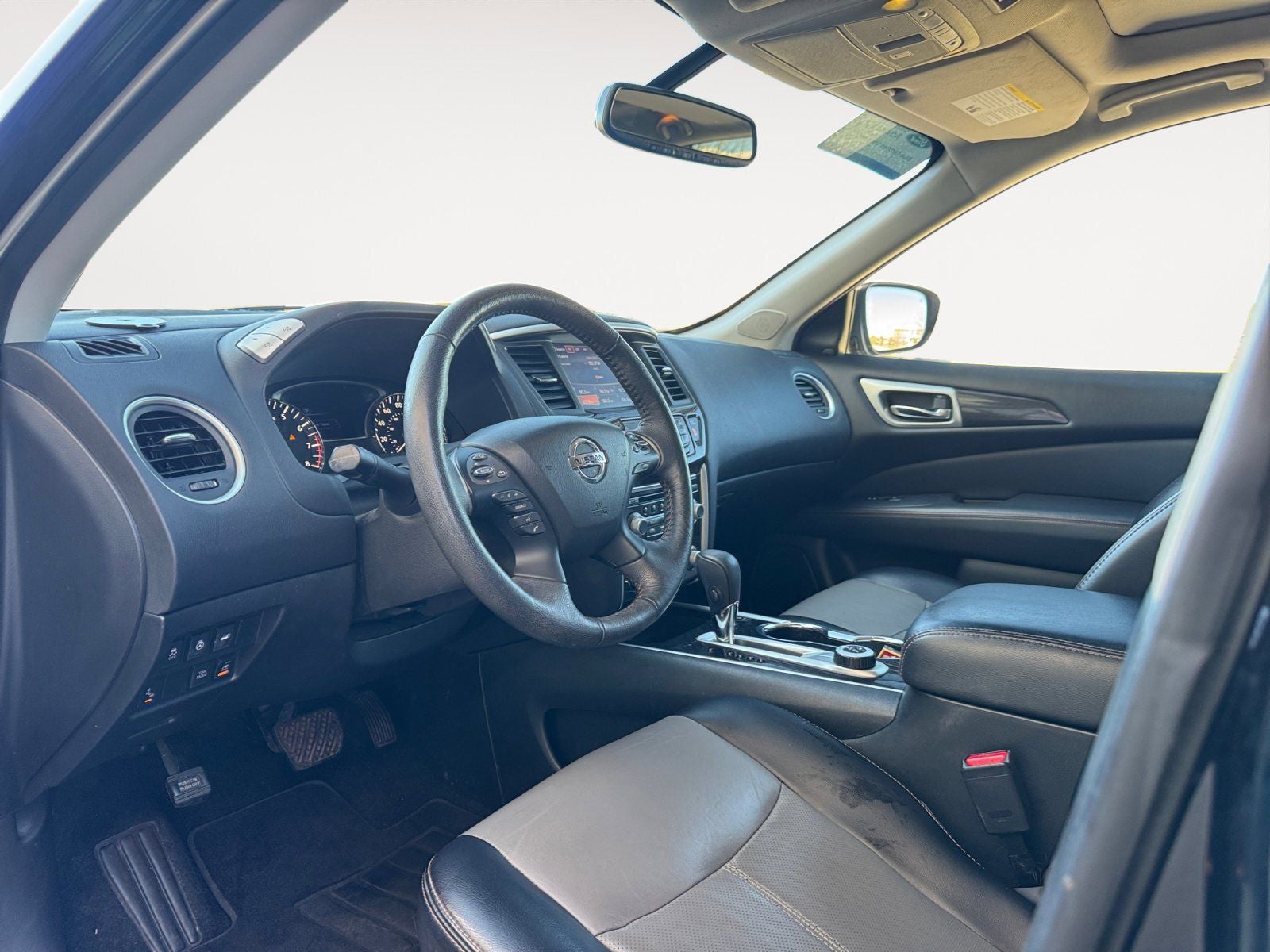 2020 Nissan Pathfinder SL