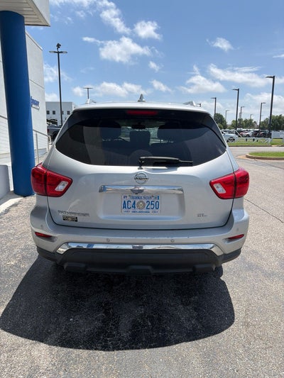 2020 Nissan Pathfinder SL