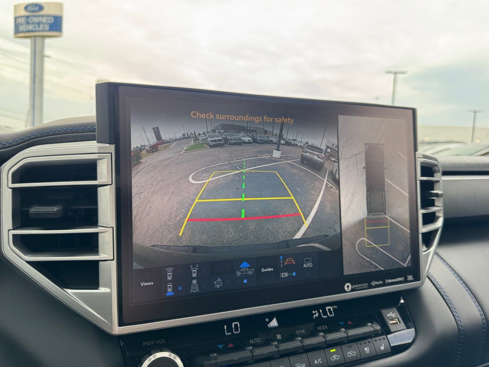 2022 Toyota Tundra Platinum