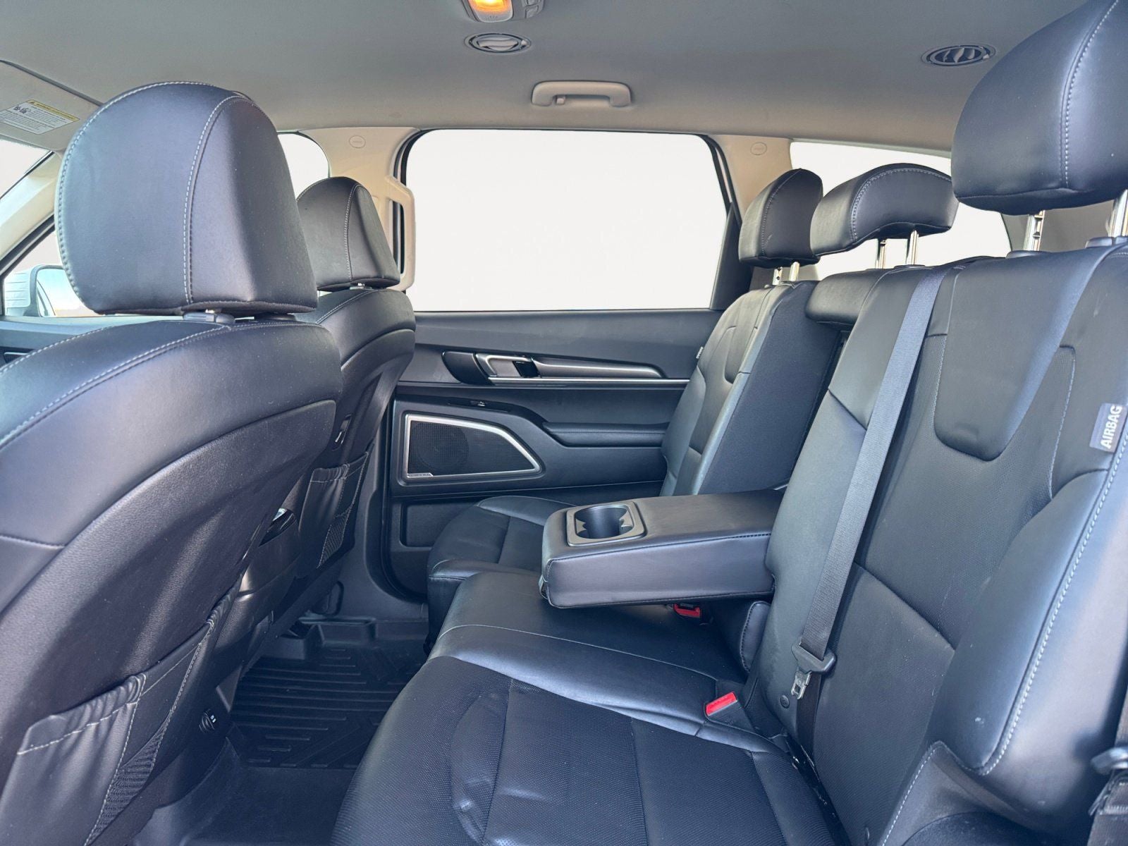 2023 Kia Telluride LX