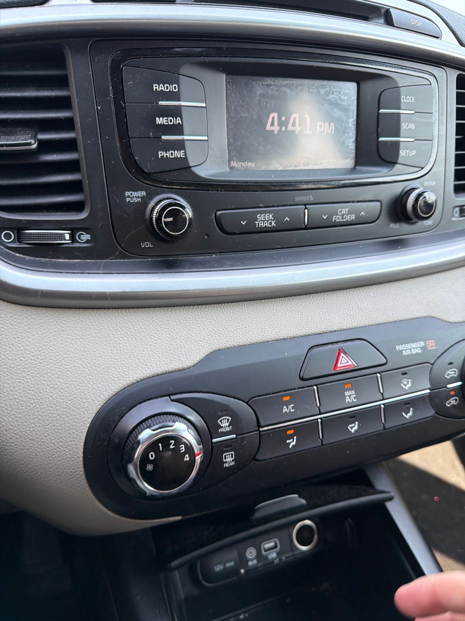 2017 Kia Sorento LX