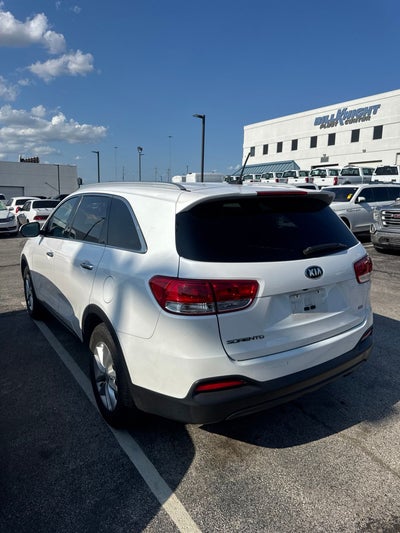 2017 Kia Sorento LX