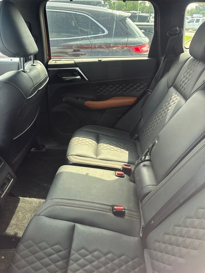 2024 Mitsubishi Outlander SEL