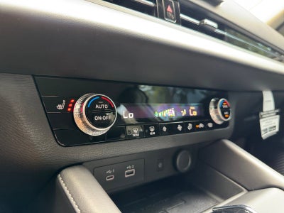 2025 Mitsubishi Outlander PHEV SE