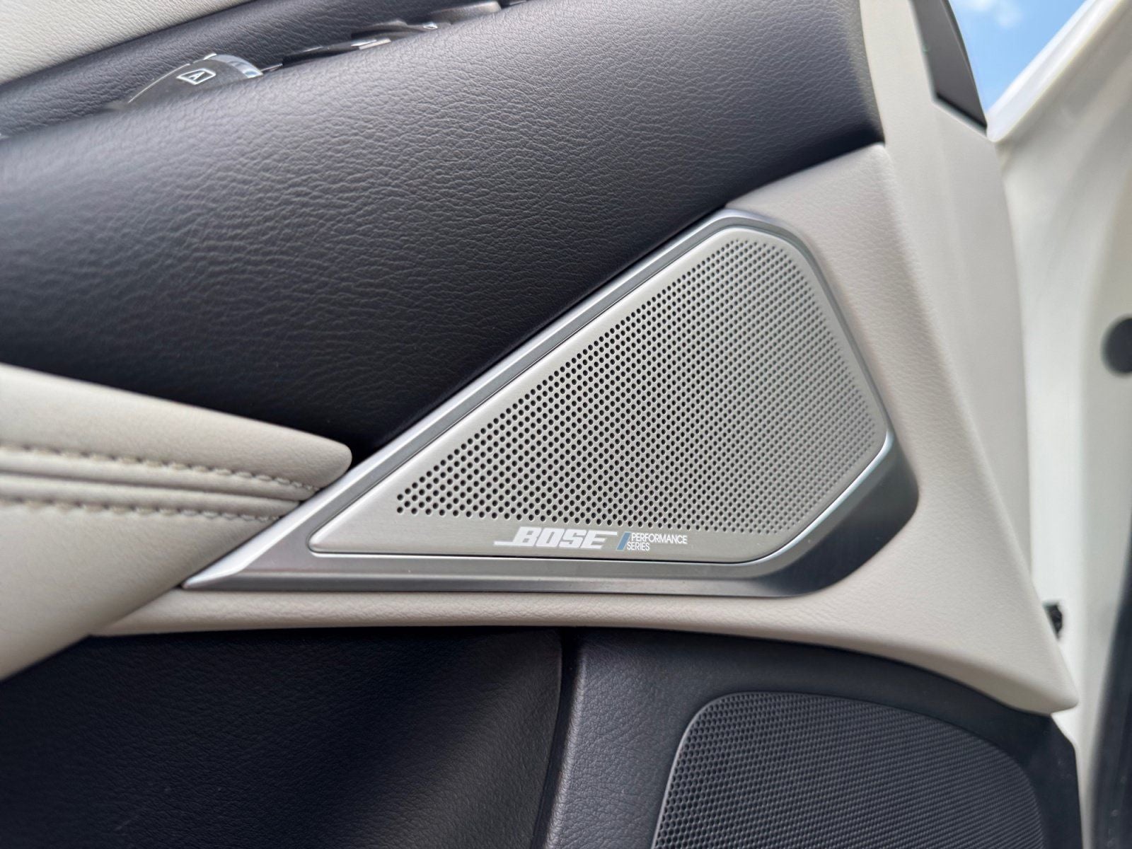 2022 INFINITI Q50 LUXE