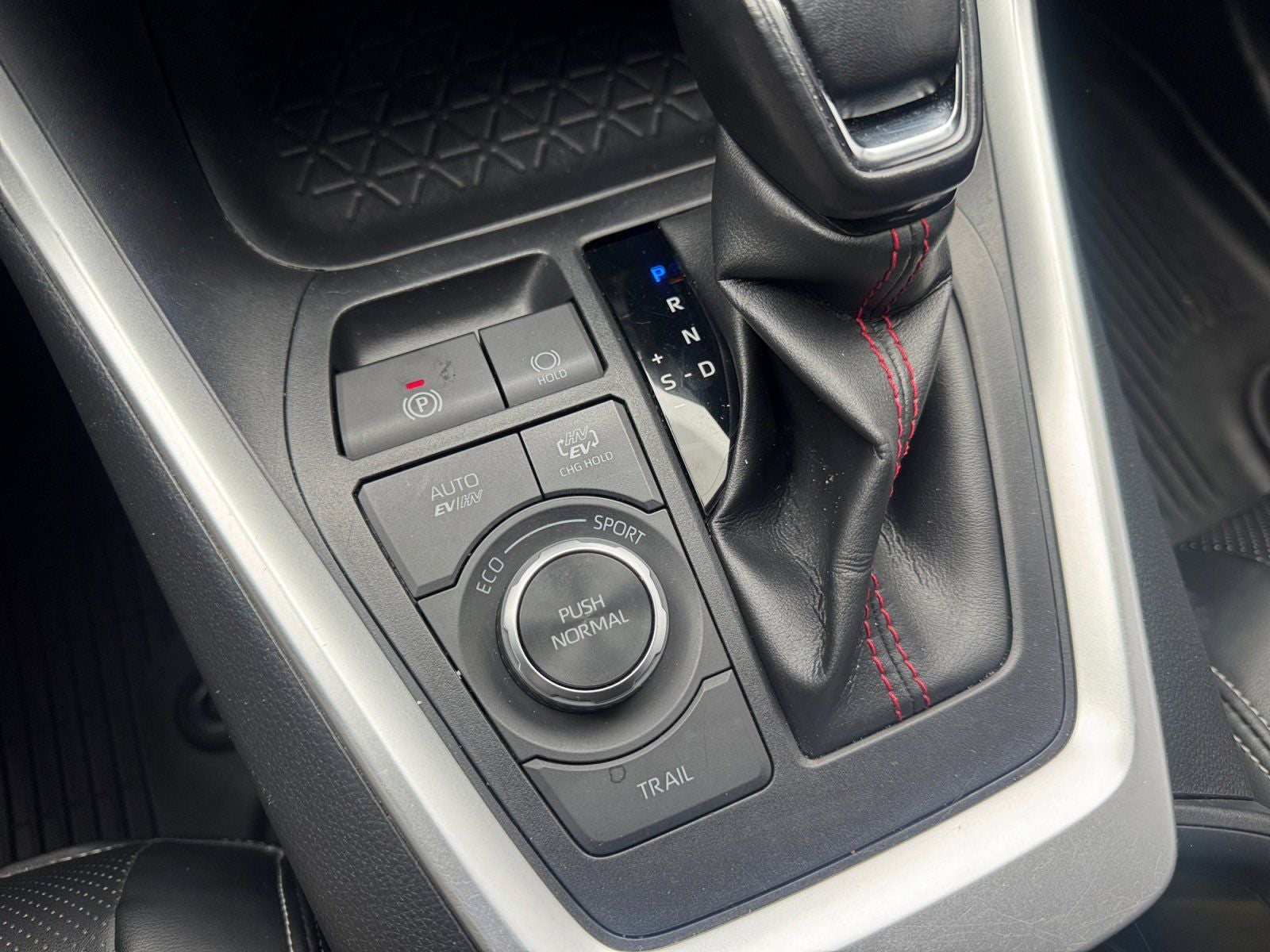 2022 Toyota RAV4 Prime SE