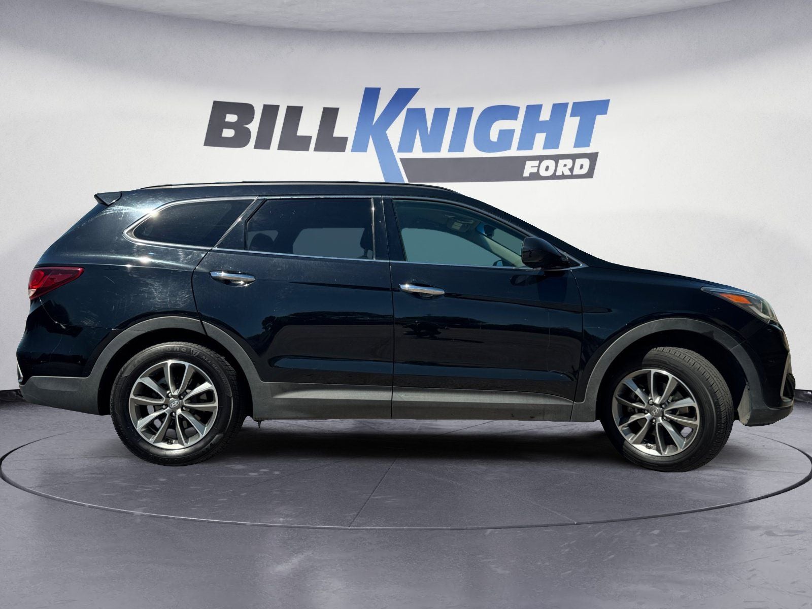 2018 Hyundai Santa Fe SE