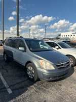 2008 Hyundai Entourage GLS