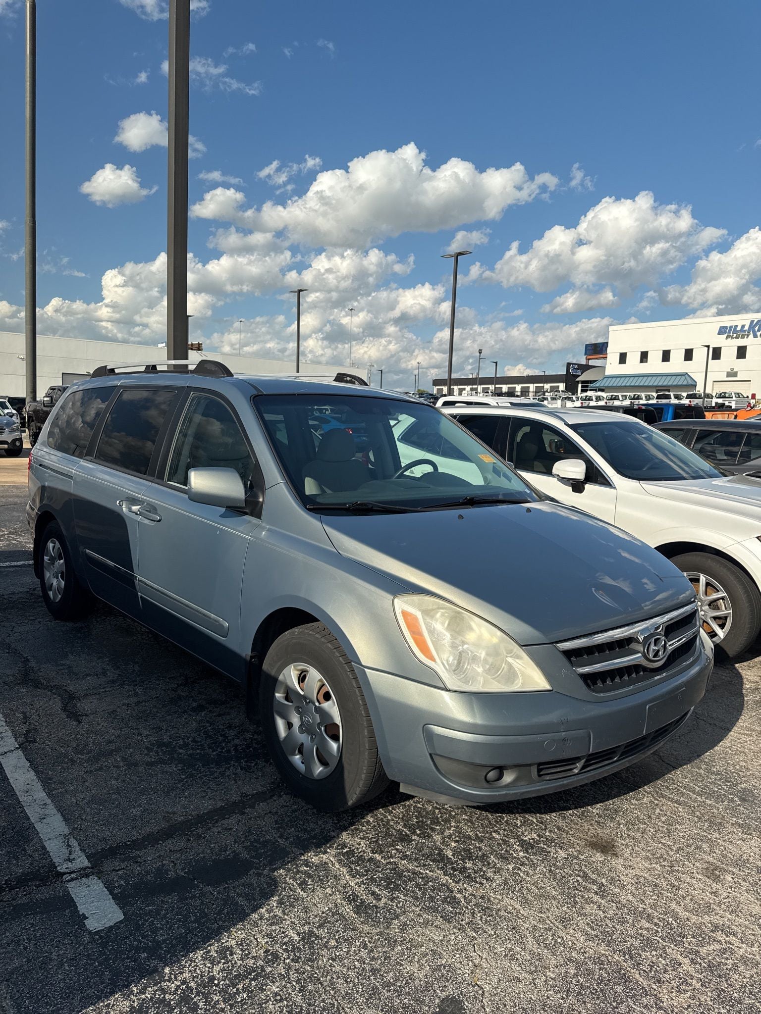2008 Hyundai Entourage GLS