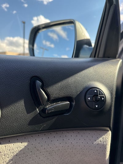 2008 Hyundai Entourage GLS