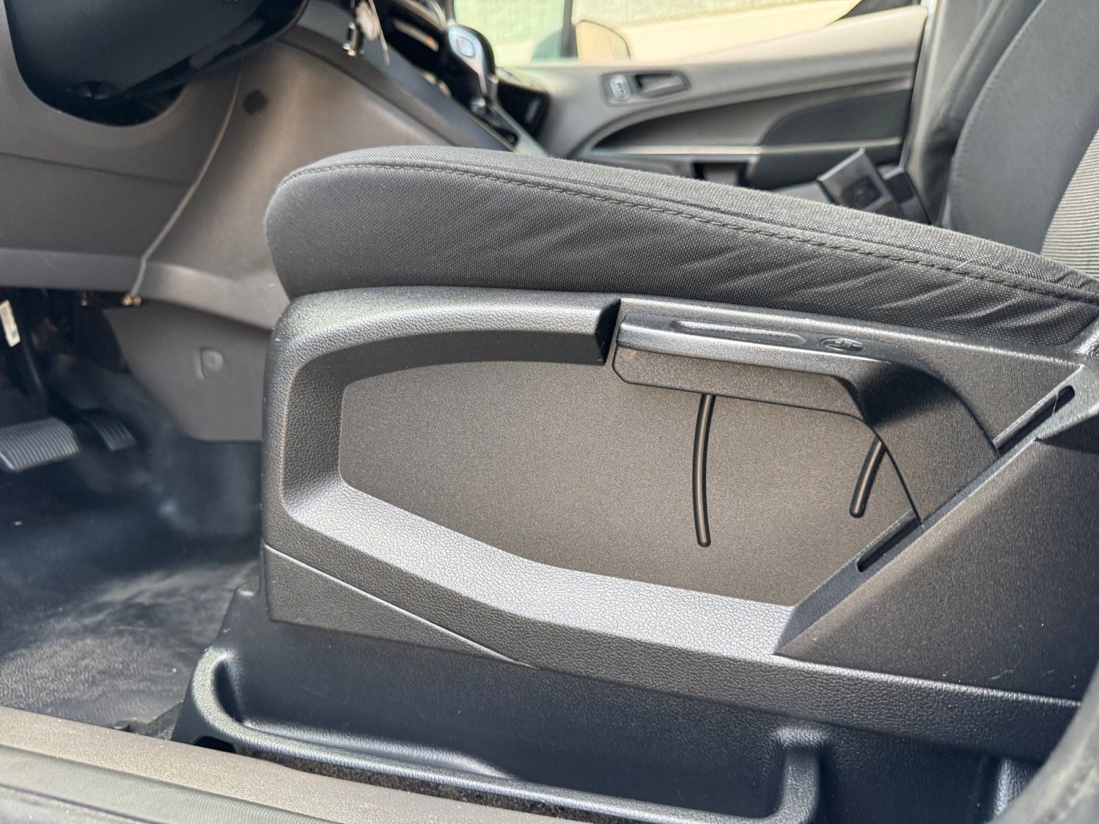 2022 Ford Transit Connect XL