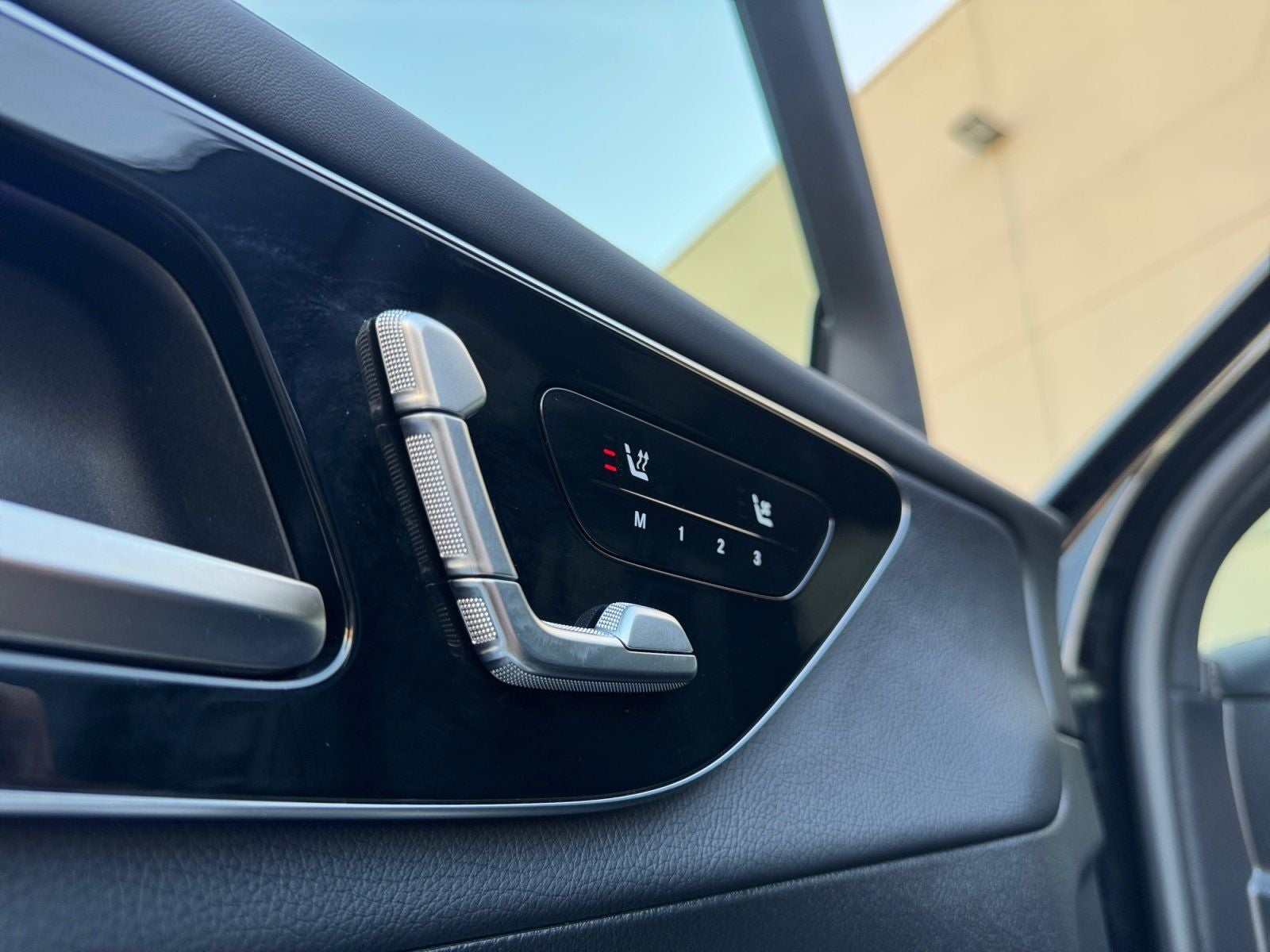 2025 Mercedes-Benz GLC GLC 300 4MATIC®