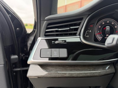 2025 Audi Q7 55 Premium Plus quattro
